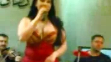 રીઅલ ડિક માટે દેશી સેકસી વીડીયો બટ પ્લગ સ્વિચ કરેલ છે